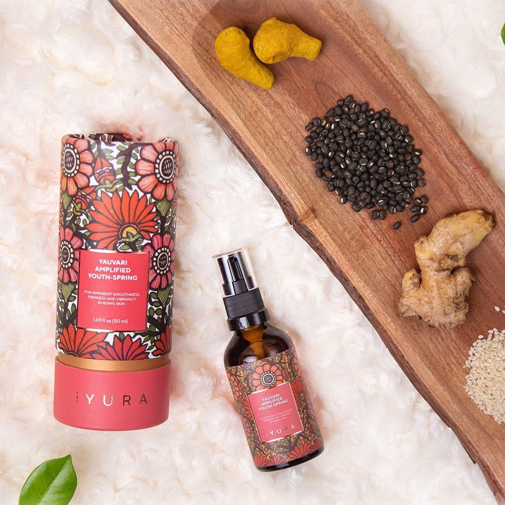 Trío Facial y Corporal de Lenteja Negra de The Ayurveda Experience — Con el Poder de la Lenteja Negra  - Nuevo Aroma en el Aceite Corporal(The Ayurveda Experience Black Gram Edit)